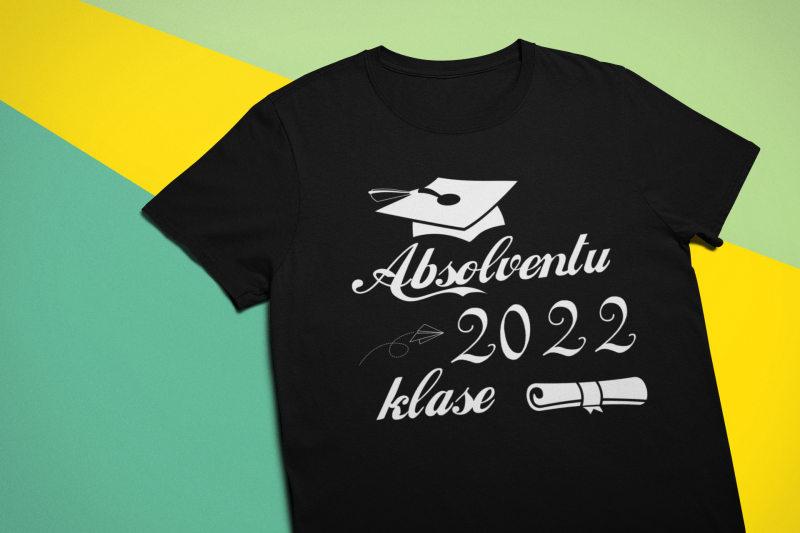 tkrekls "Absolventu klase 2022"