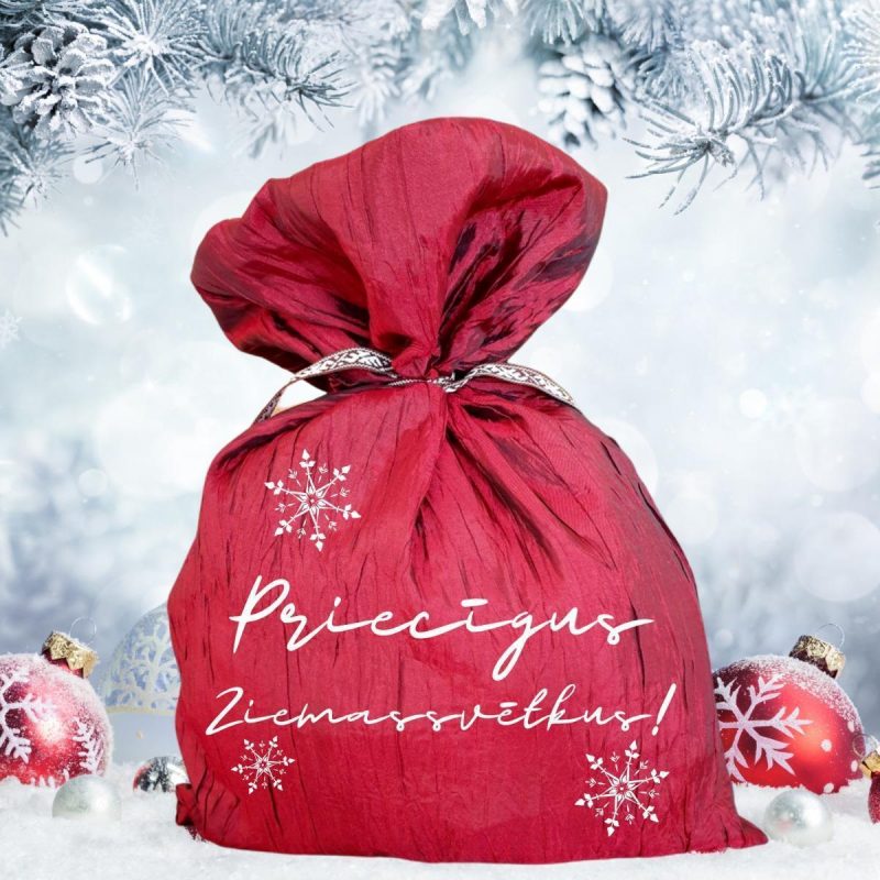 Ziemassvētku dāvanas iesaiņojums sarkans maisiņš ar apdruku