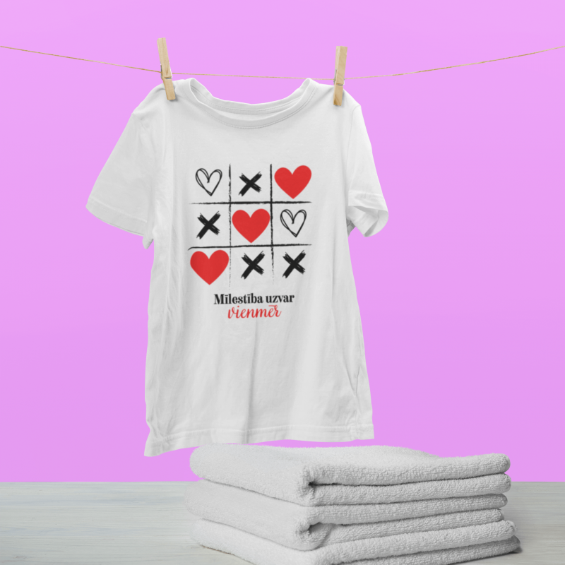 t-krekls ar apdruku “Mīlestība uzvar vienmēr”, dāvana Valentīndienā