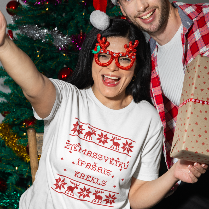 t-krekls ar apdruku "Ziemassvētku īpašais krekls", dāvana sievietei, dāvana Ziemassvētkos